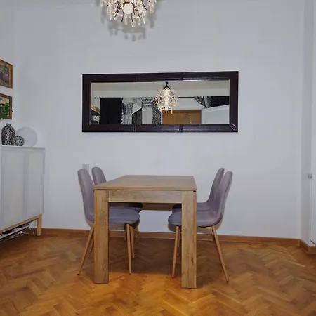 Apartment Spacious Apart Minimalist Central Bul Vitosha Sleeps 8