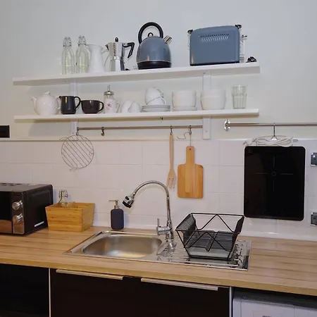 Apartment Spacious Apart Minimalist Central Bul Vitosha Sleeps 8 Sofia