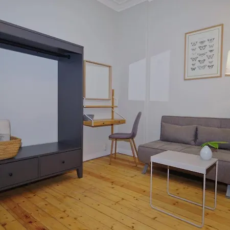 Spacious Apart Minimalist Central Bul Vitosha Sleeps 8 Apartment *